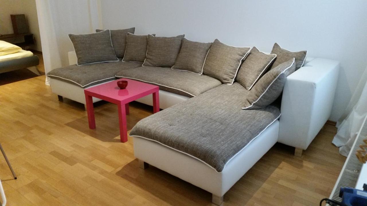 Familienfreundliche Apartments Am Park Wurzburg Ngoại thất bức ảnh