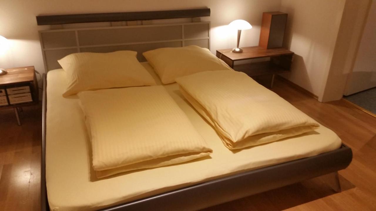 Familienfreundliche Apartments Am Park Wurzburg Ngoại thất bức ảnh