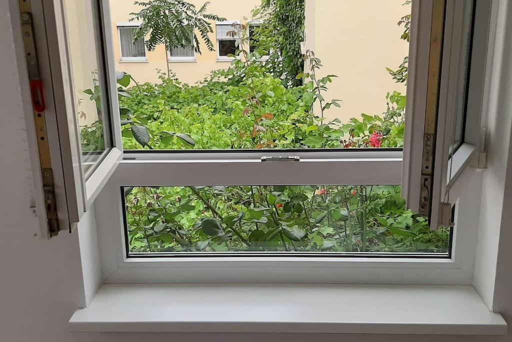 Familienfreundliche Apartments Am Park Wurzburg Ngoại thất bức ảnh